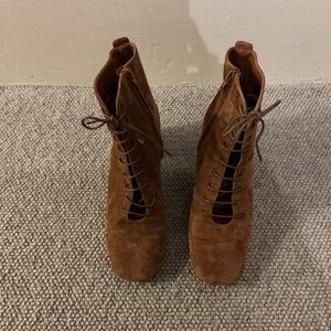 Beautiful suede boots by Maguire